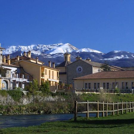 רייטי Acque Del Velino B&B מראה חיצוני תמונה